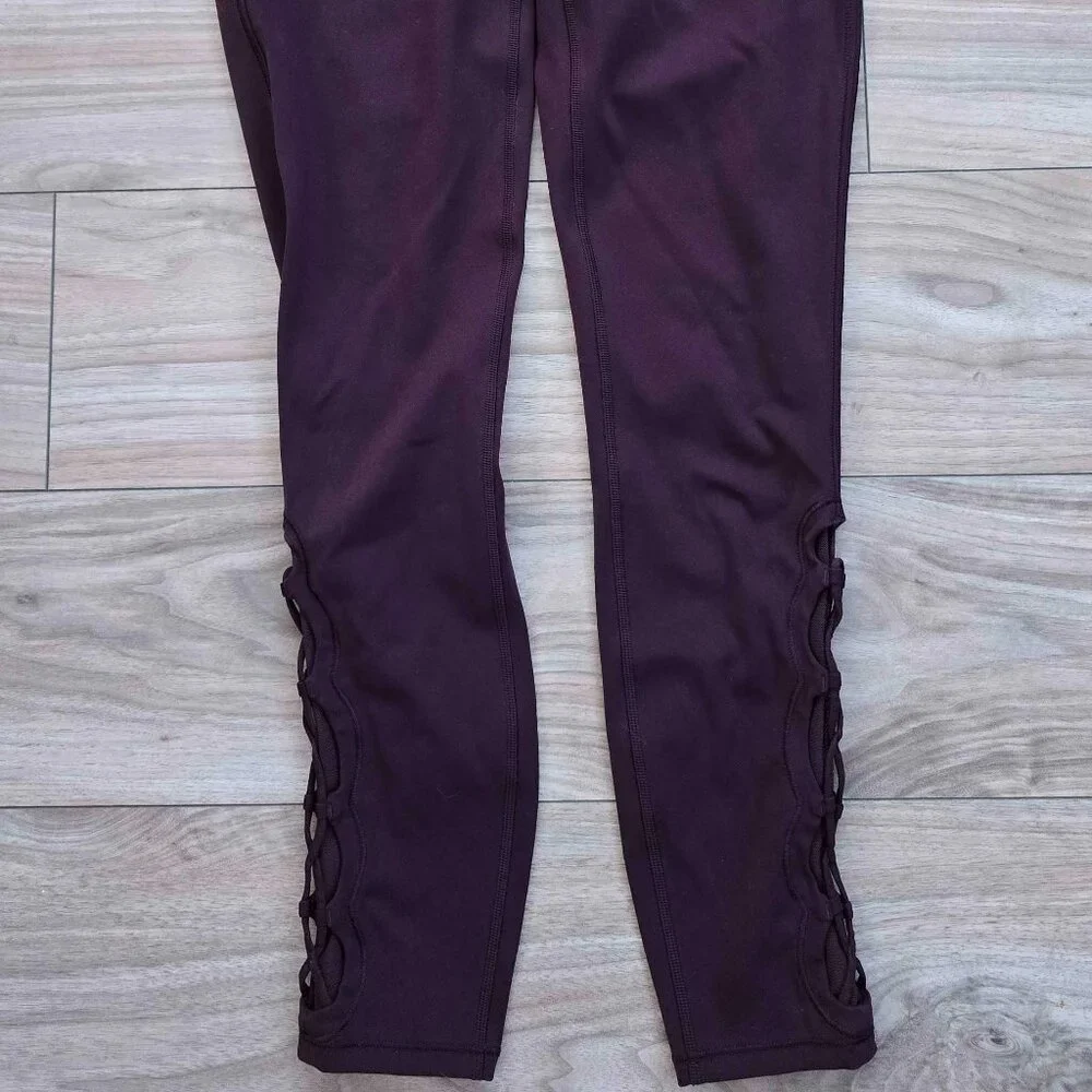 Lululemon Tied To It 7/8 Tight 25" Black Cherry High Rise Leggings Women Size 4 - Picture 3 of 7